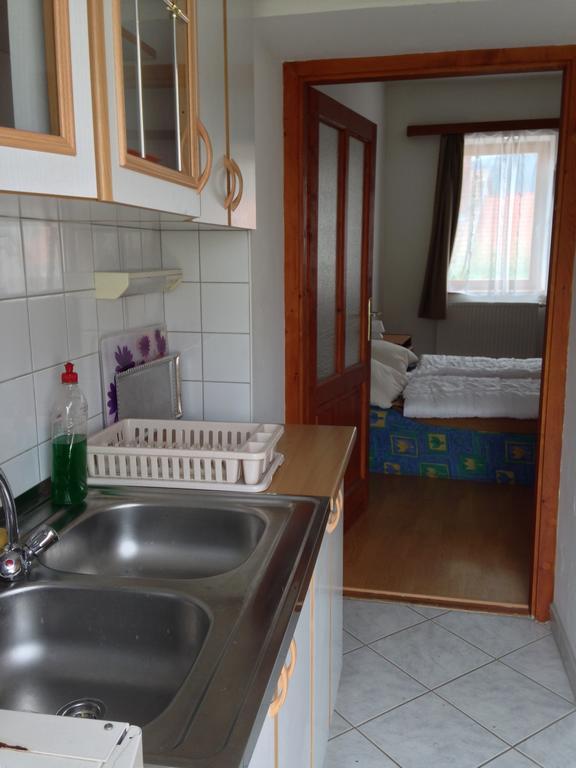 Petra Apartmanok Velem Ruang foto