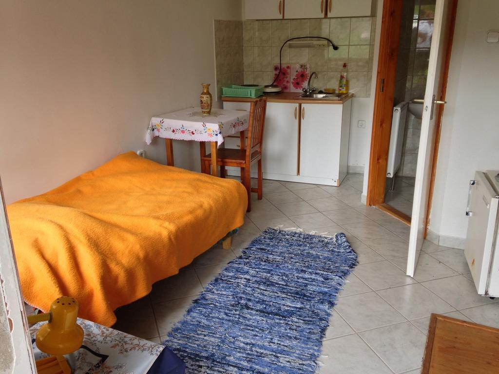 Petra Apartmanok Velem Ruang foto